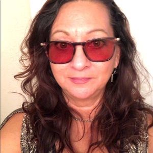 Meet your Posher, Carmen